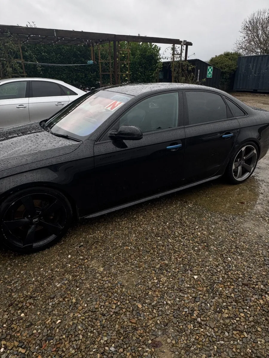 Audi A4 2010 - Image 3