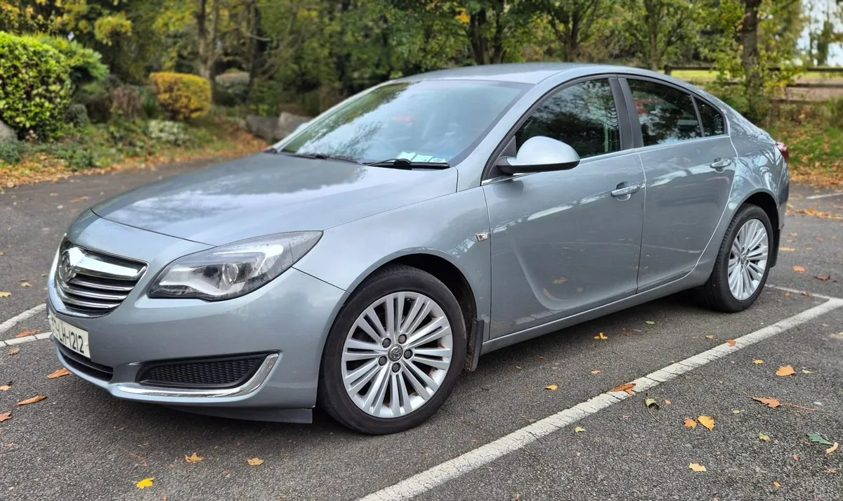 Vauxhall Insignia 2015 - Image 1