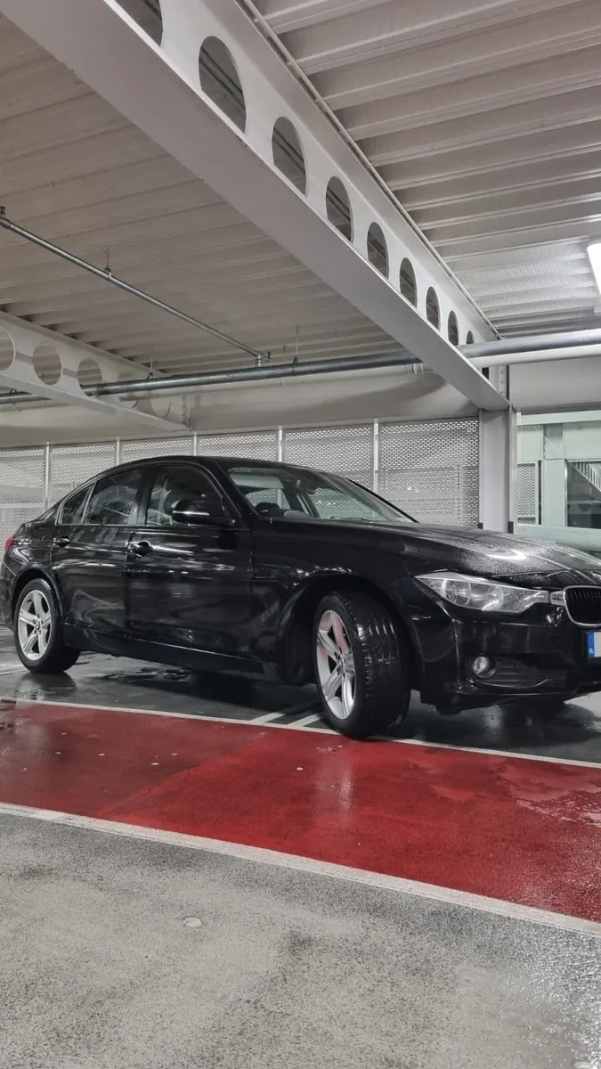 BMW 3-Series 2014 - Image 2