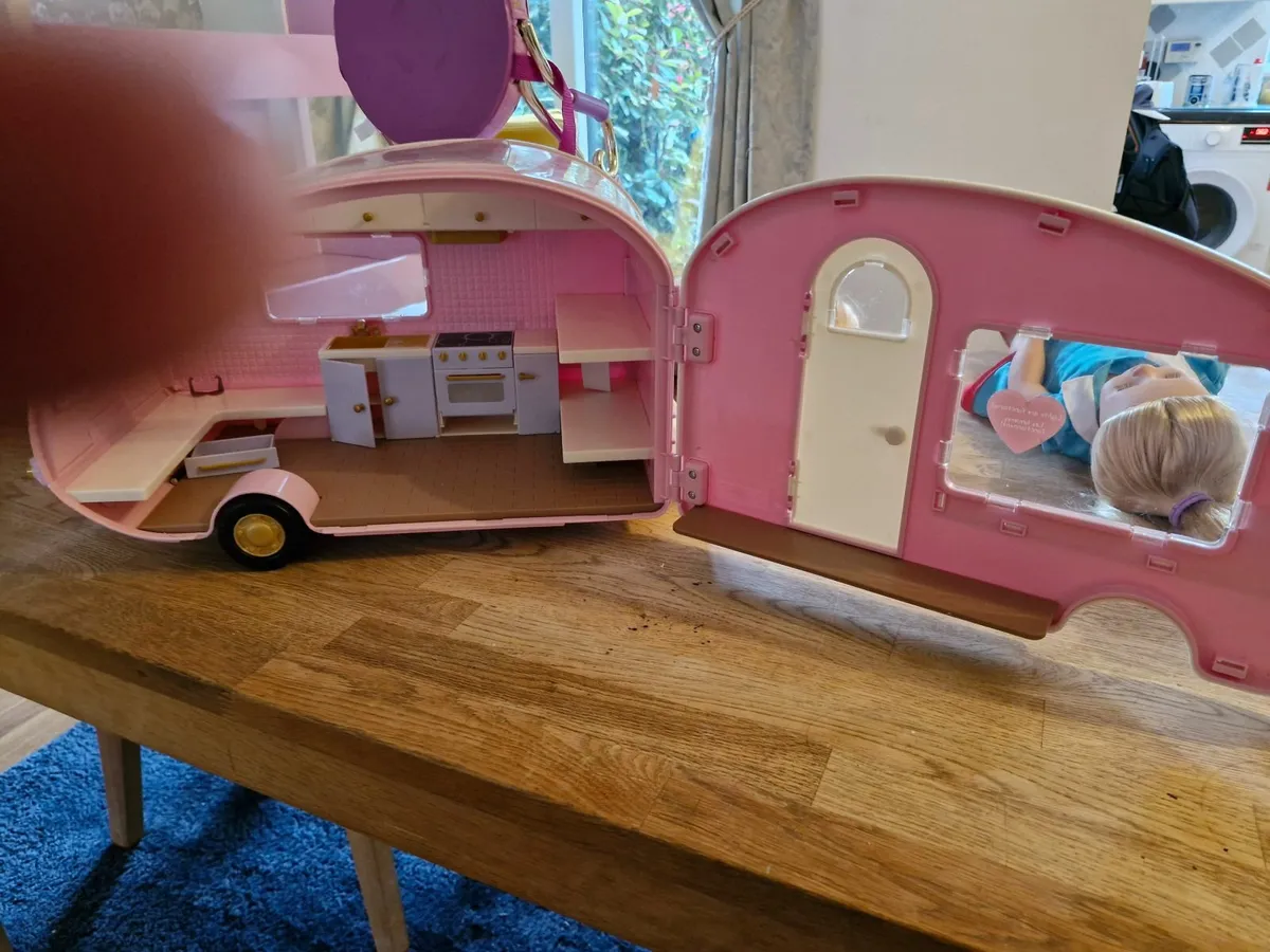 Barbie  care clinic,lori bump  beds,our generation - Image 2