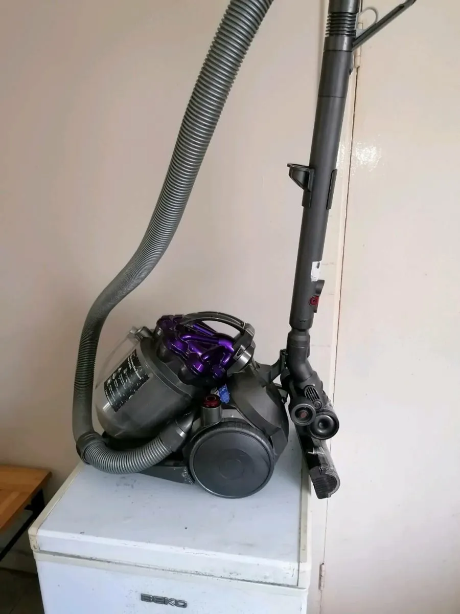 Dyson hoover - Image 1