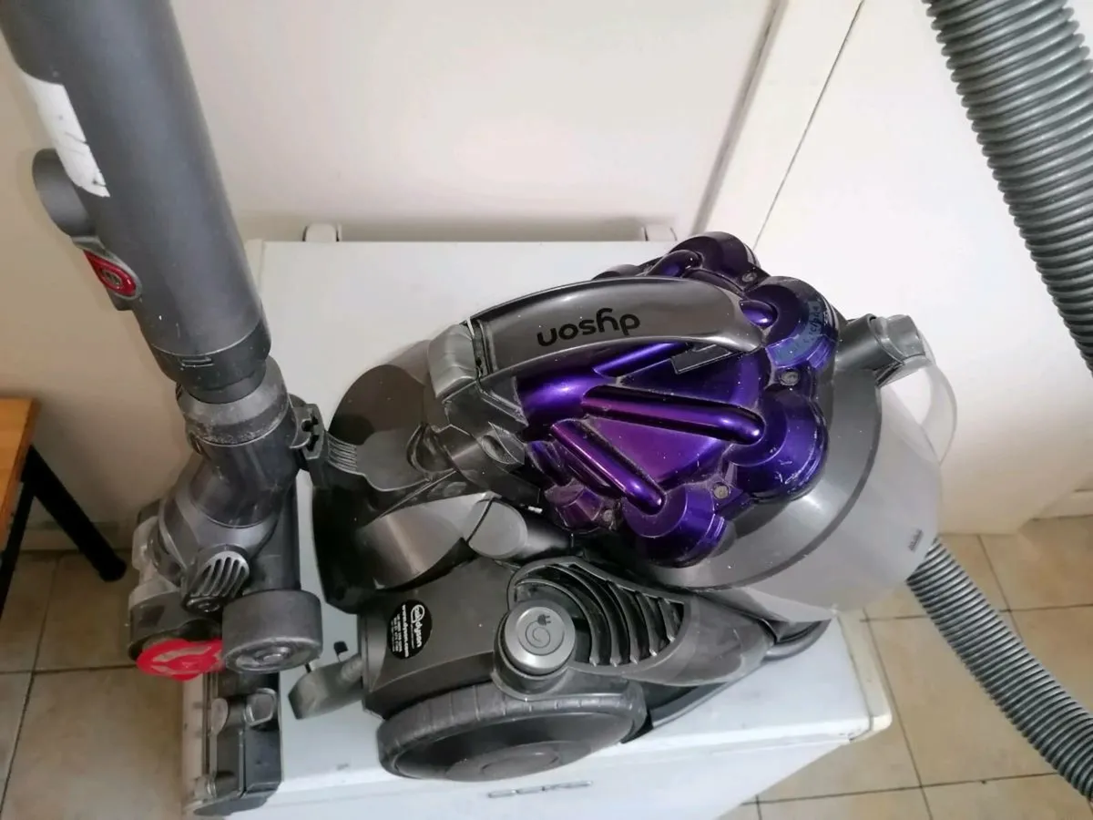 Dyson hoover - Image 2