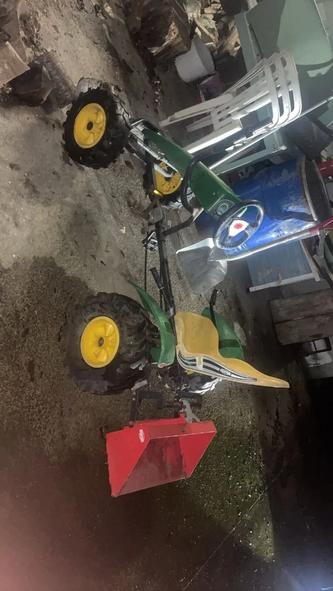 John Deere Go kart with transport box - Image 1