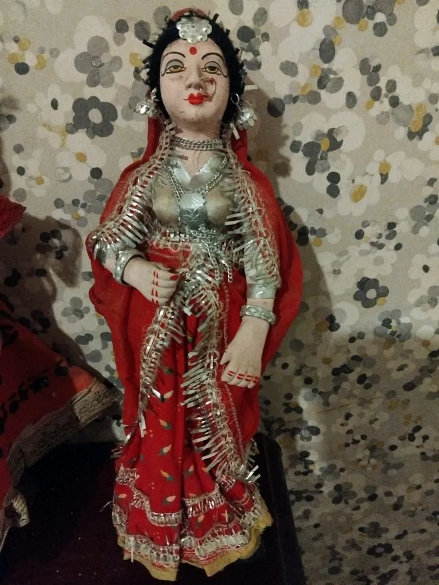 Ornament doll - Image 1