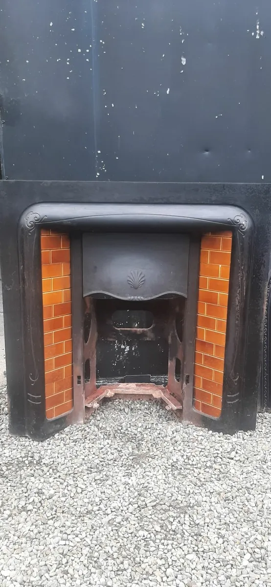 Fireplace insert - Image 2