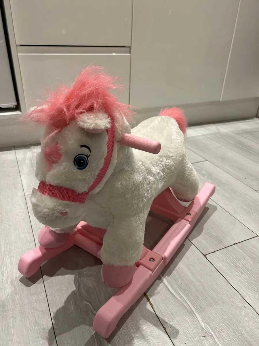 Musical rocking horse - Image 2