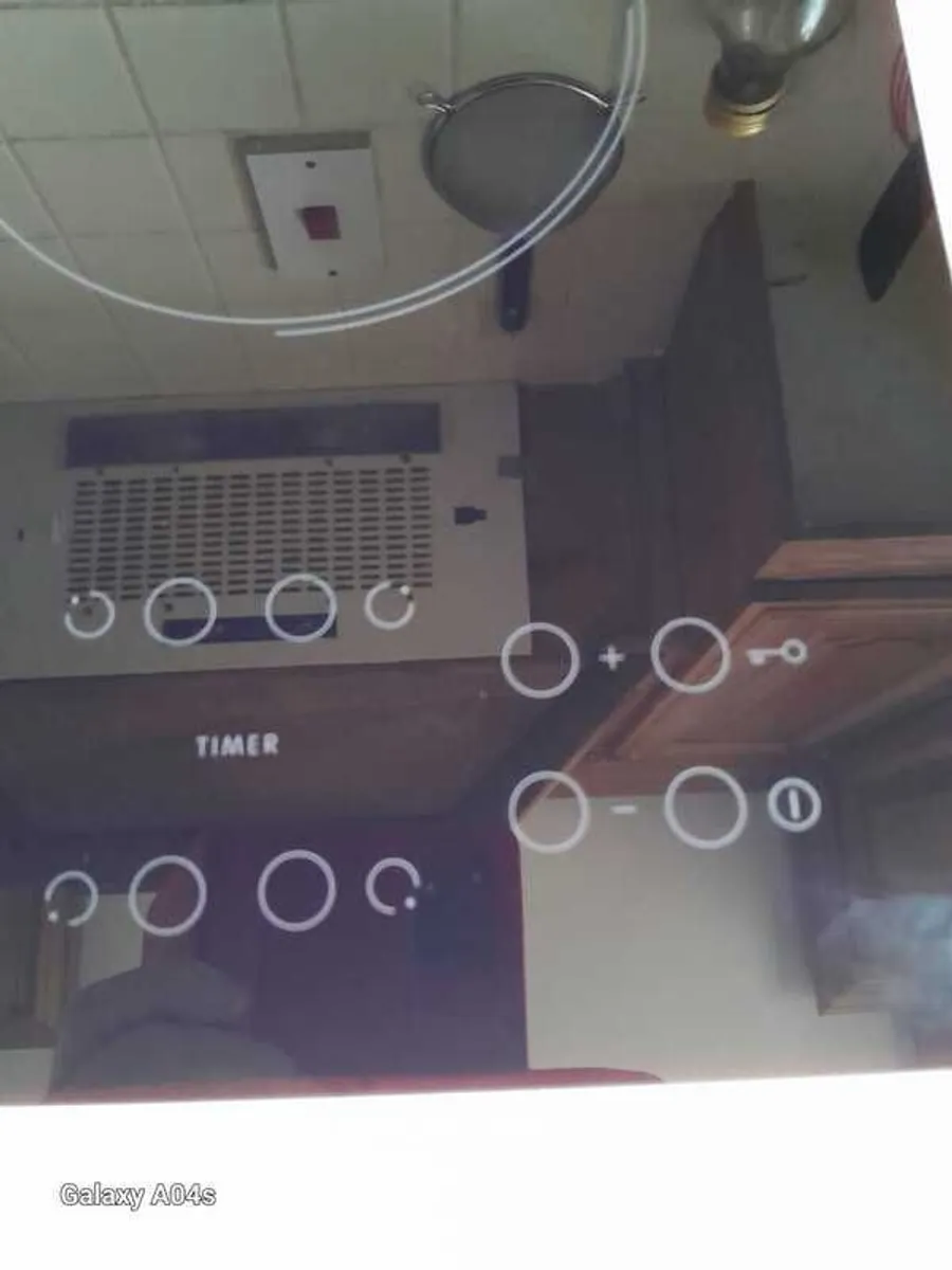 Indesit Touch Control Hob Nearly new - Image 3