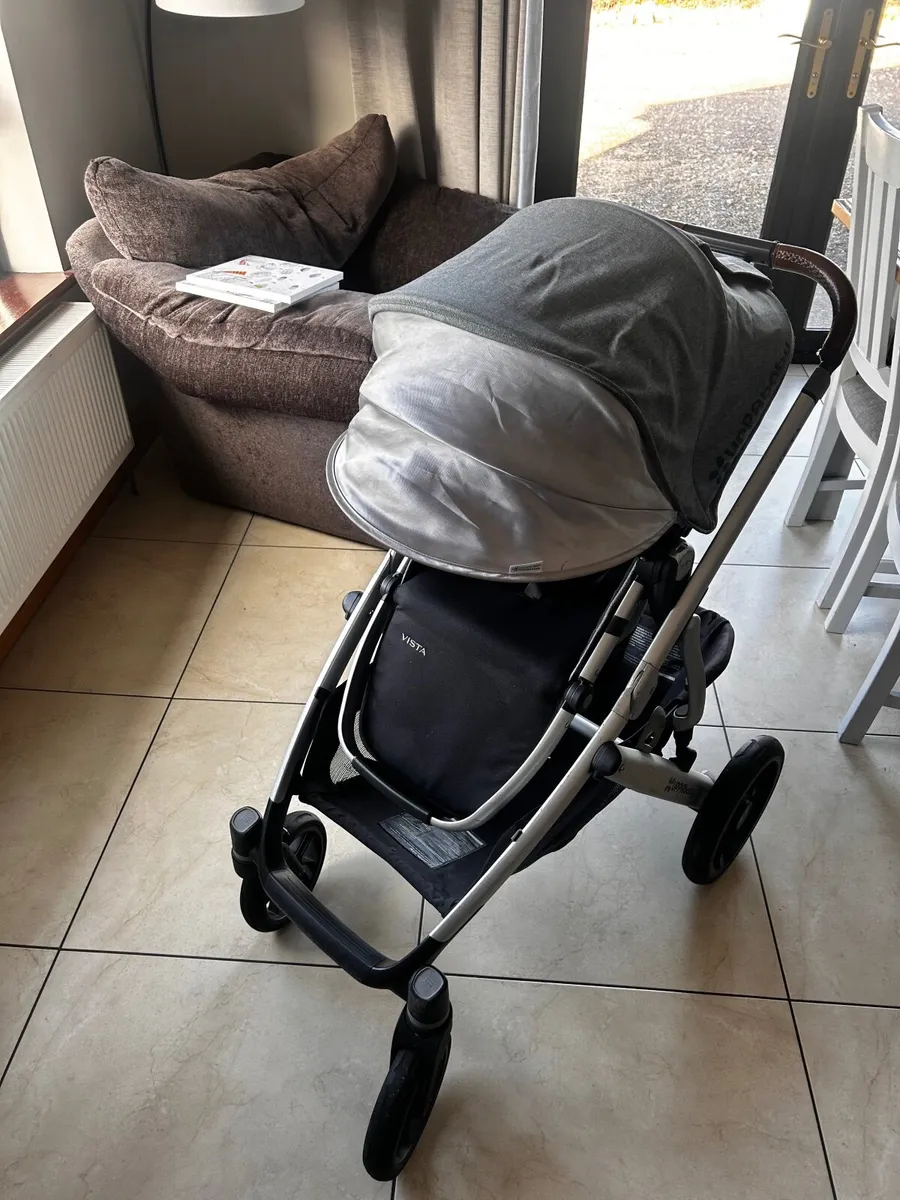 Uppababy Pram Top and Toddler seat - Image 1