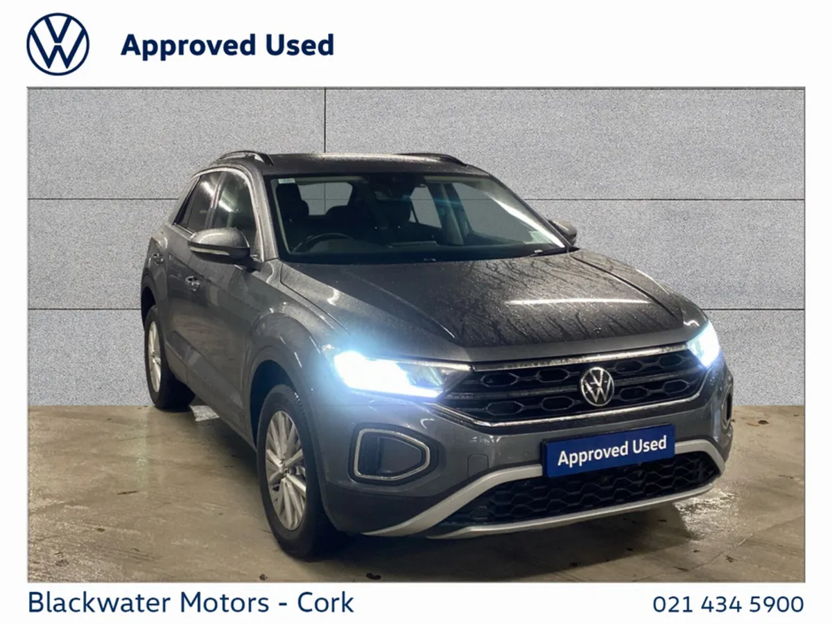 Volkswagen T-Roc 1.0TSI 110BHP 5DR LIFE - Image 1