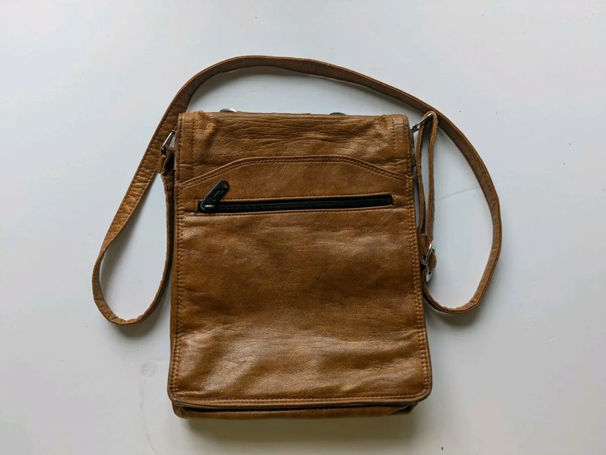 Vintage Jaguar Brown Leather Messenger Bag - Image 2