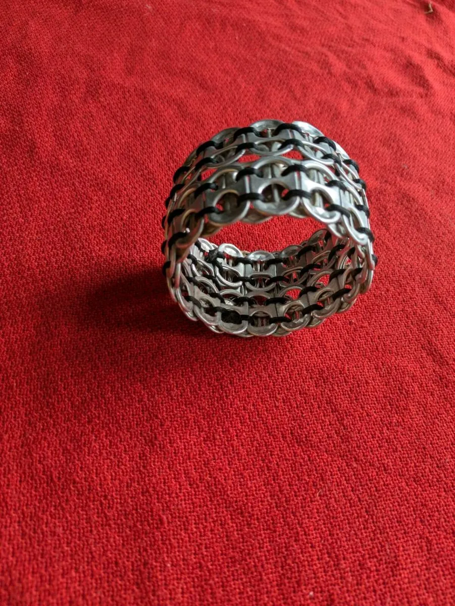 Bracelet made from can tops - Image 1