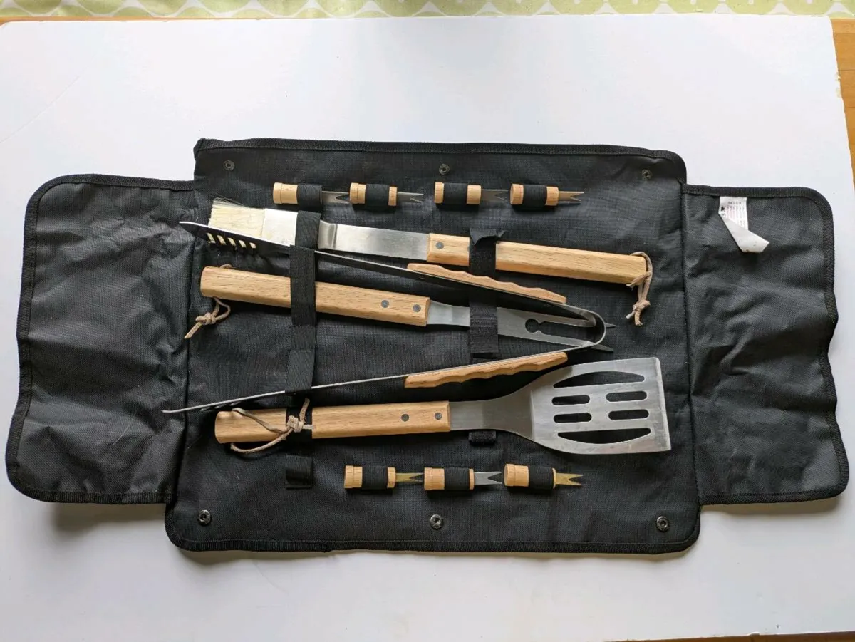New BBQ Set