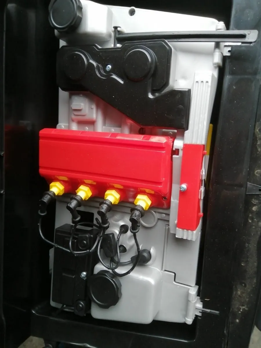 Peg Perego Gaucho Pro Realtree 24V Electric Car - Image 4