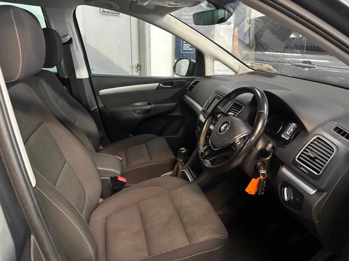 Volkswagen Sharan 2019 2.0TDI COMFORTLINE - Image 4