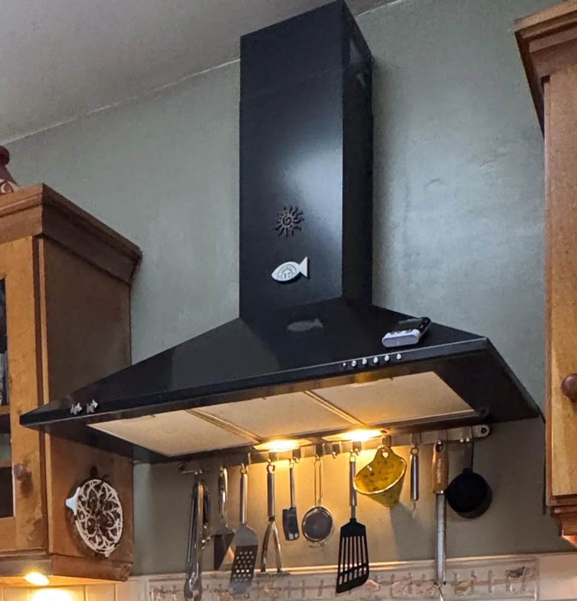 Cooker Hood - Image 1