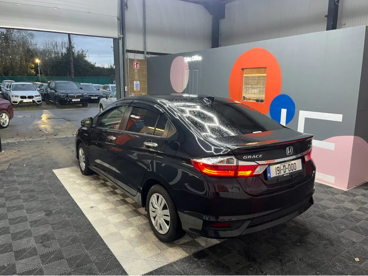 Honda Grace 2019 HONDA GRACE 1.5L HYBRID / 86K KMS - Image 4