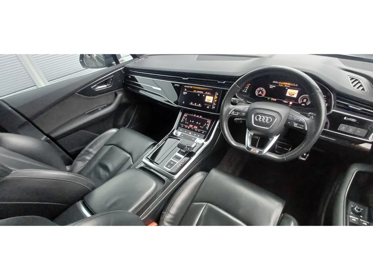 Audi Q7 50 TDI  3.0 QUATTRO S LINE  BLACK EDITION - Image 4