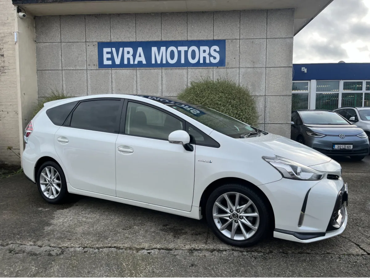 Toyota Prius 7 SEATER AUTOMATIC HYBRID 1.8 PETROL - Image 3