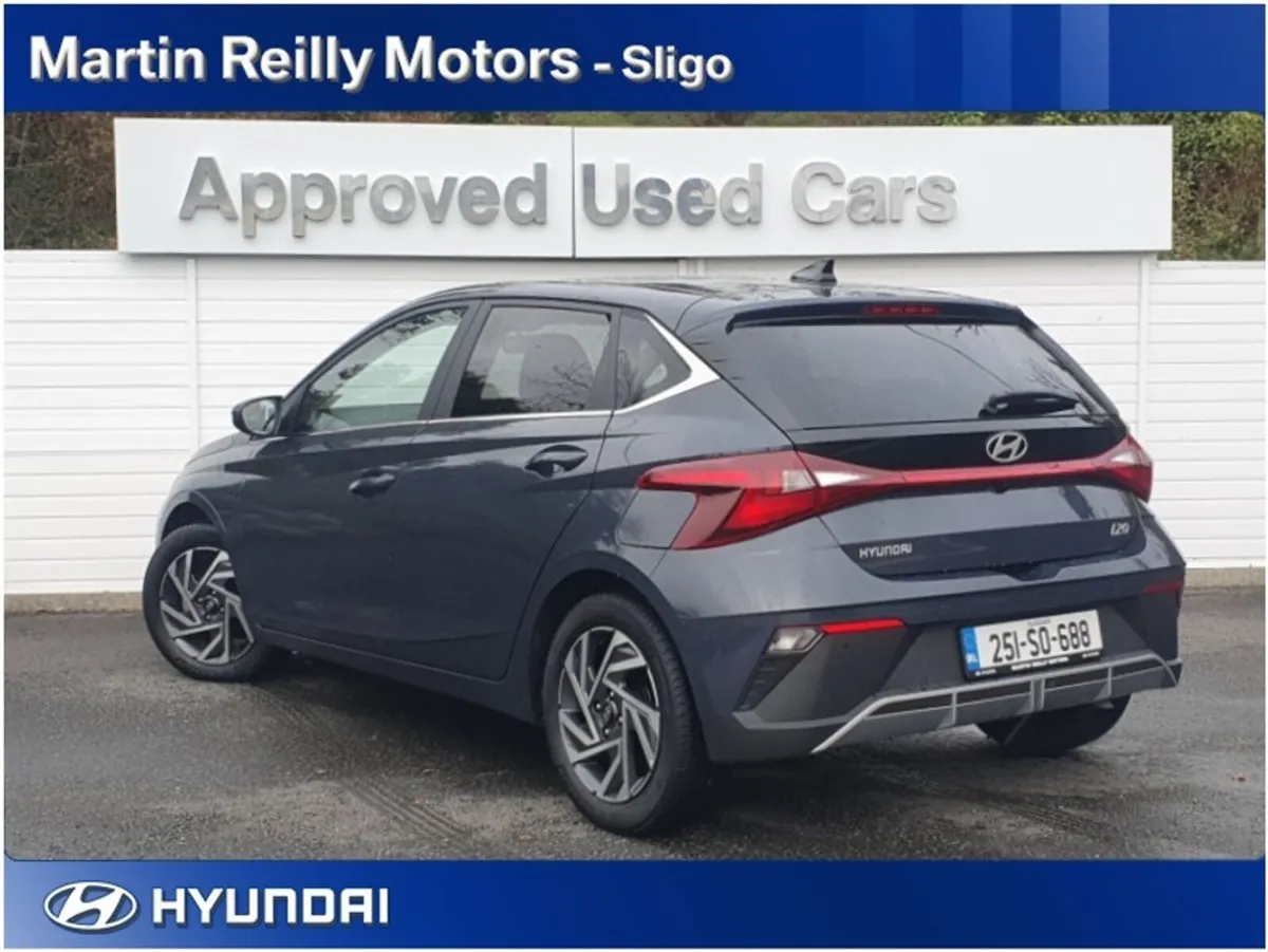 Hyundai i20 Deluxe Plus - Image 3