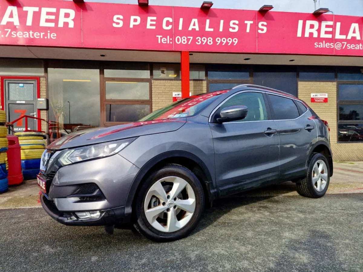 Nissan Qashqai 1.2 PETROL 115BHP  AUTOMATIC SV MOD - Image 3