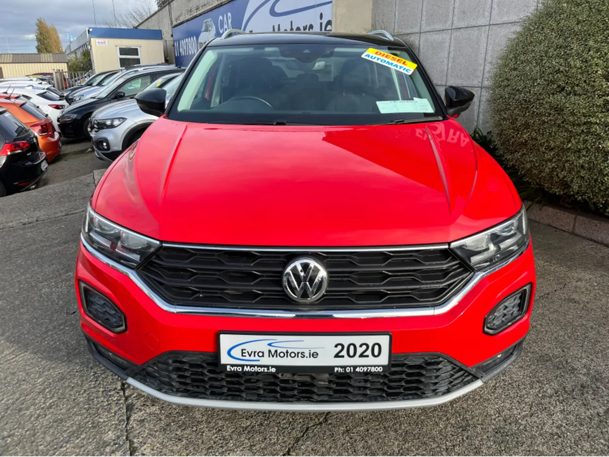Volkswagen T-Roc STYLE AUTOMATIC 2.0 DIESEL //ADAP - Image 2