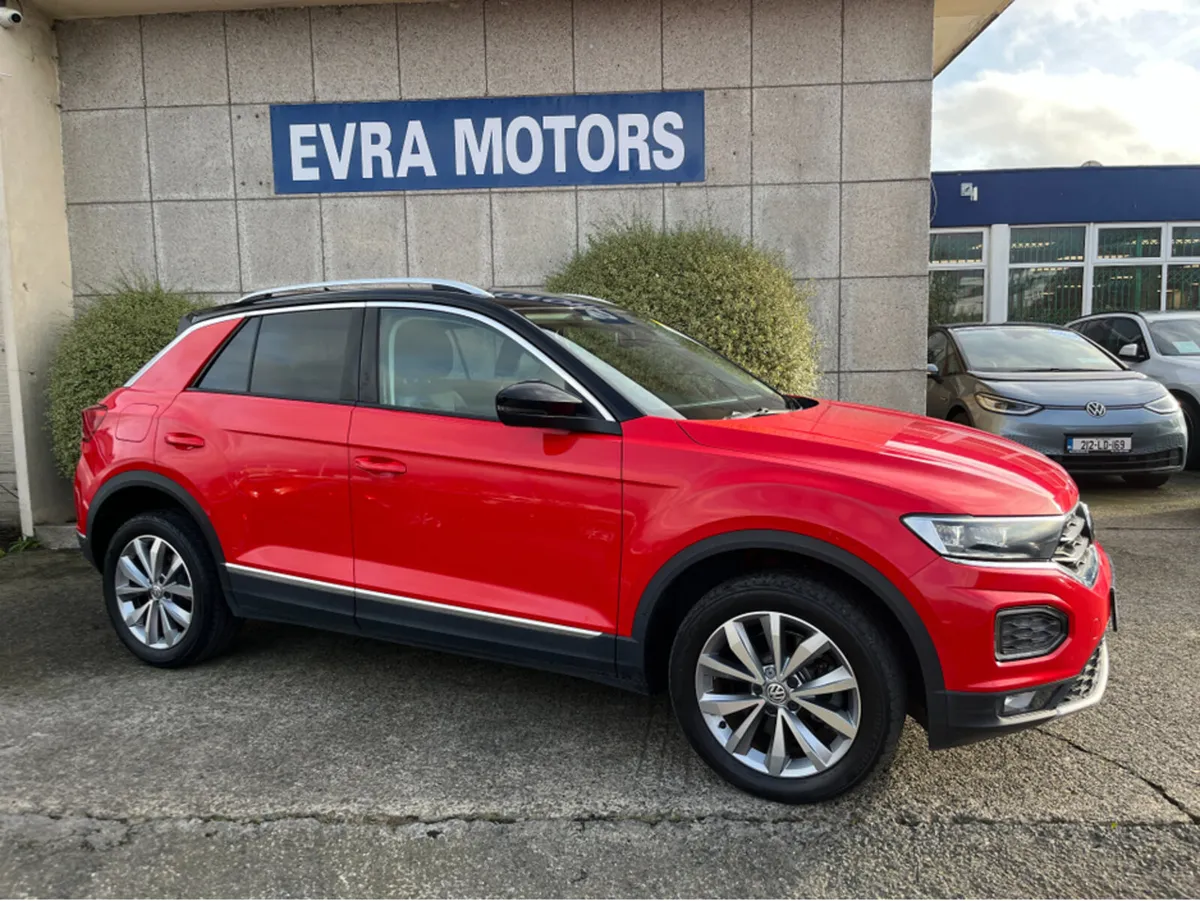 Volkswagen T-Roc STYLE AUTOMATIC 2.0 DIESEL //ADAP - Image 3