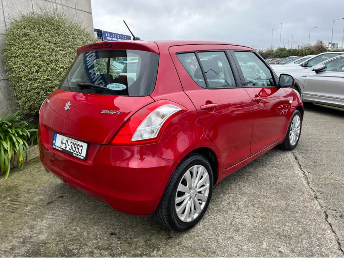 Suzuki Swift GLX 1.2 PETROL - Image 4