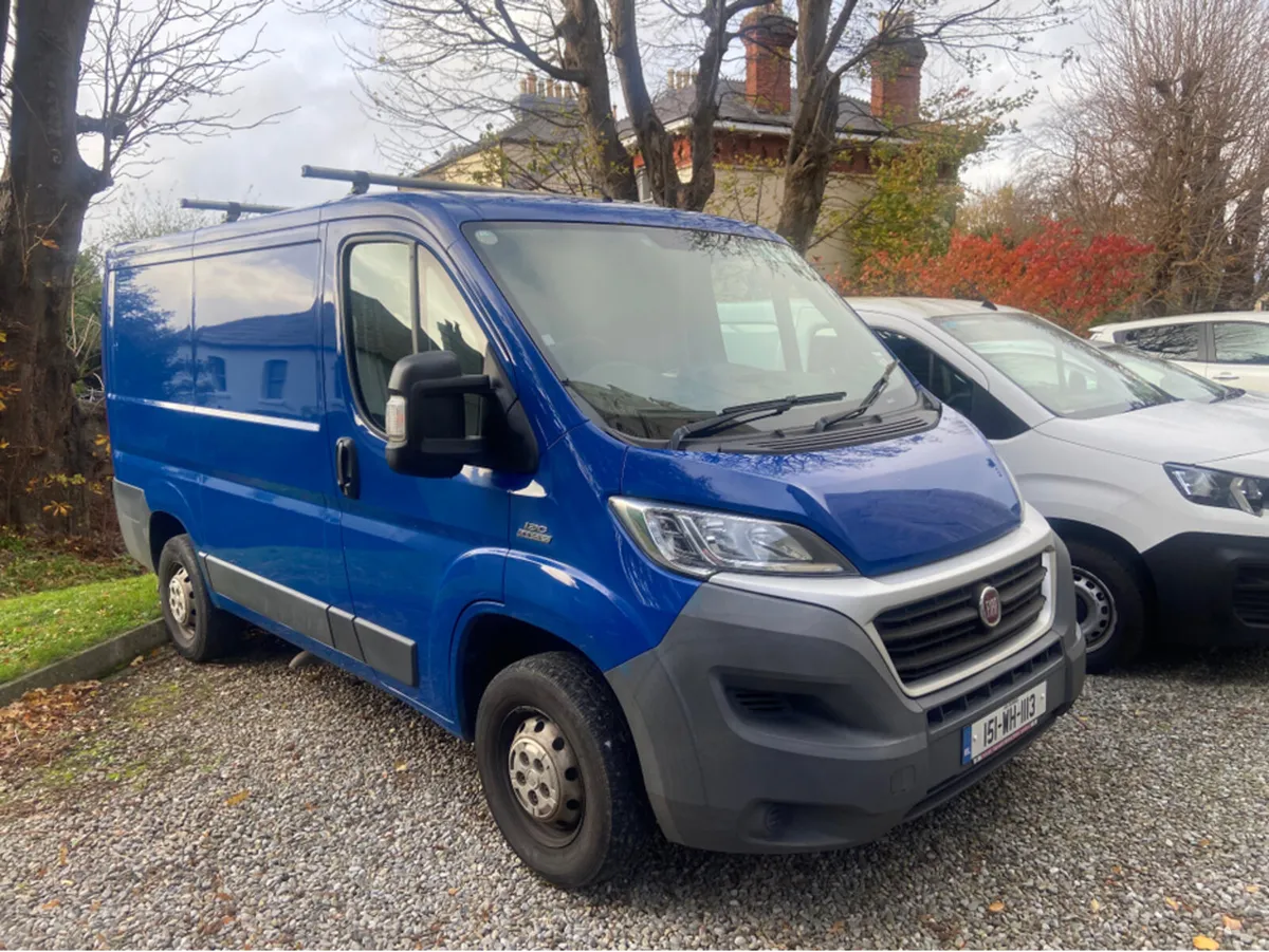 Fiat Ducato 30 SWB SR 2.3 130 MULTI MULTIJET 3DR - Image 1
