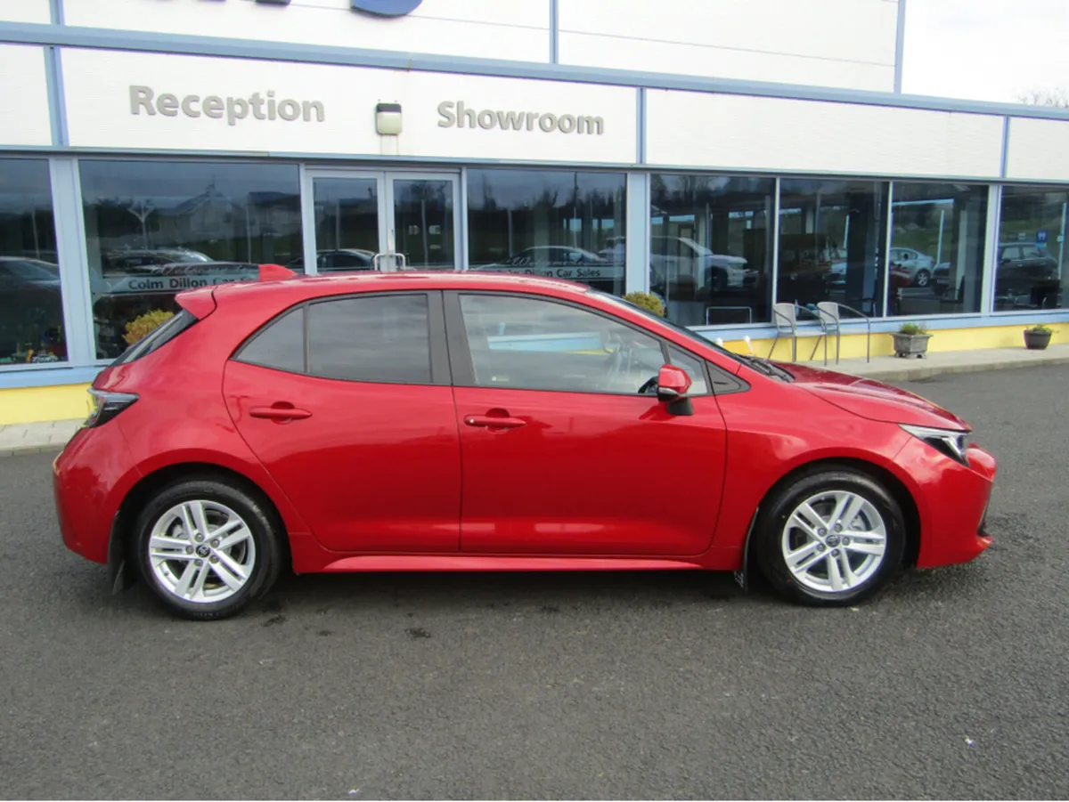 Toyota Corolla ICON HEV CVT HYBIRD AUTOMATIC "LOW - Image 3