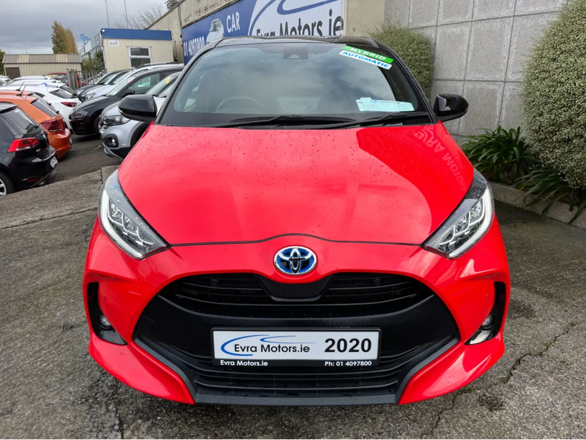 Toyota Yaris Z HYBRID AUTOMATIC 1.5 PETROL //HEATE - Image 2
