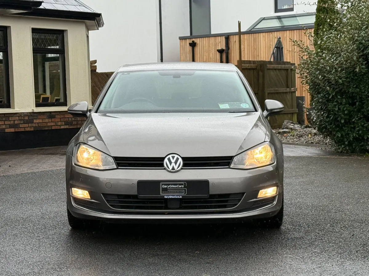Excellent Condition 172 Volkswagen Golf Highline! - Image 2