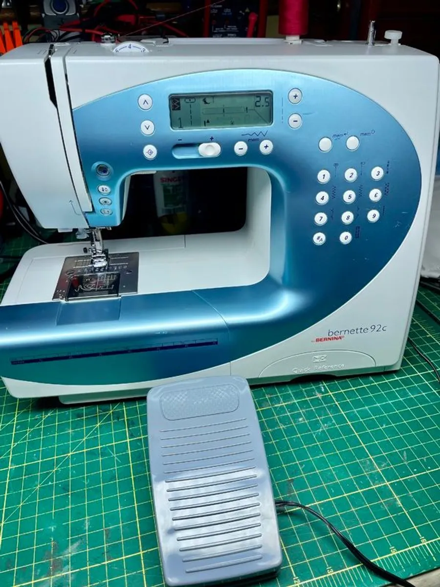 Bernina Bernette 92c - Just fully serviced - Excellent condition 150 Stitches! - All feet & accessories included from new - Image 1