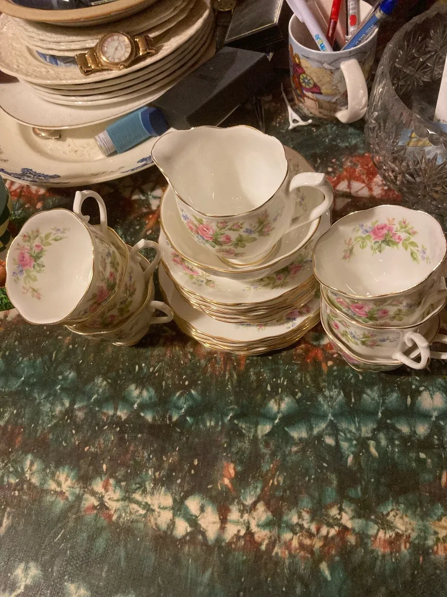 Part vintage royal Albert teaset free postage - Image 2