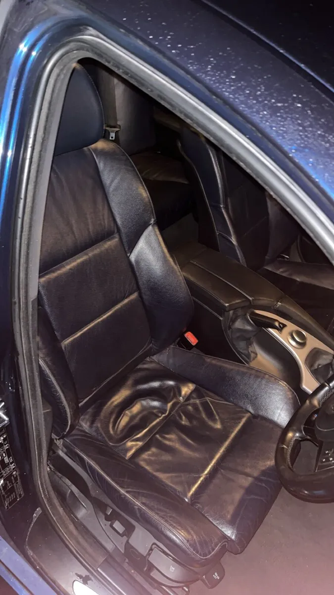 M-sport BMW 530d e60 520 on book - Image 3