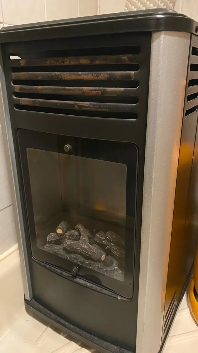 gas heater - Image 1