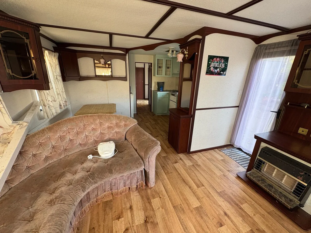 3 bedroom Mobile Home - Image 3