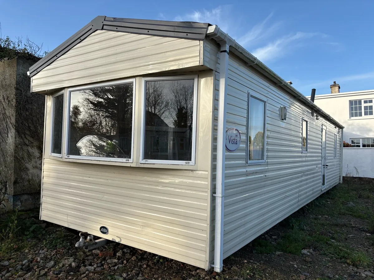 36x10 Mobile Home 3 bedroom - Image 1