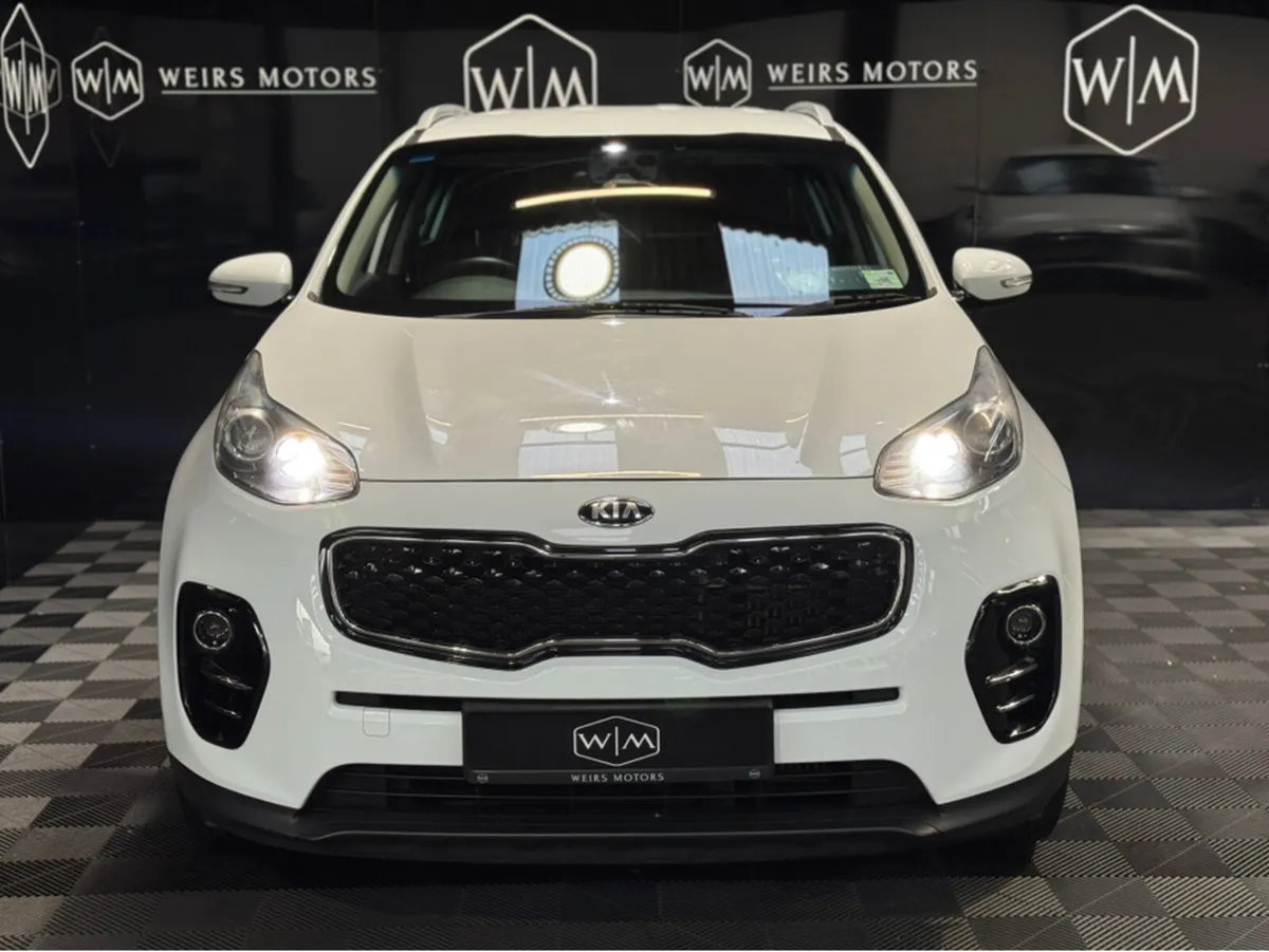 Kia Sportage EX 5DR LEATHER SEATS LOW MILEAGE - Image 4