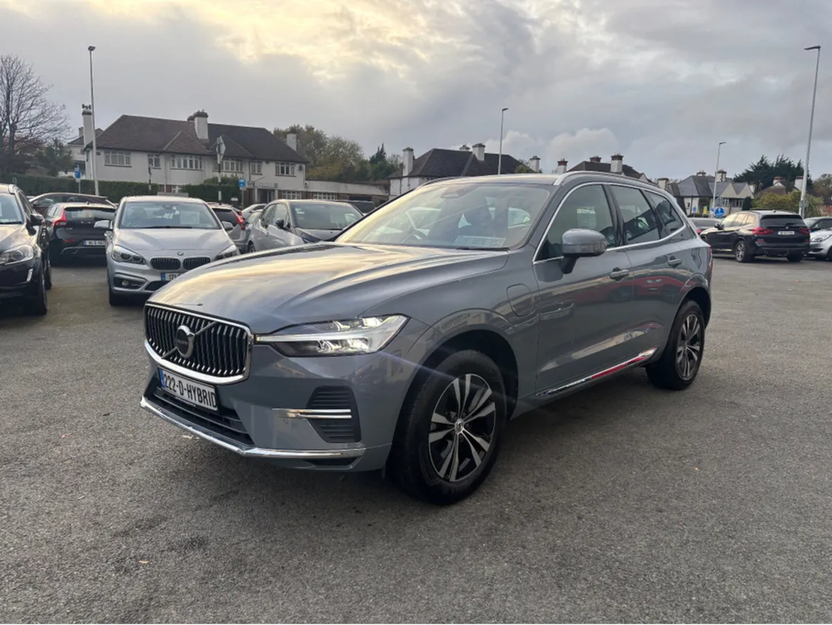 Volvo XC60 ****BLACK FRIDAY SALE**** CORE T6 RECHA - Image 2