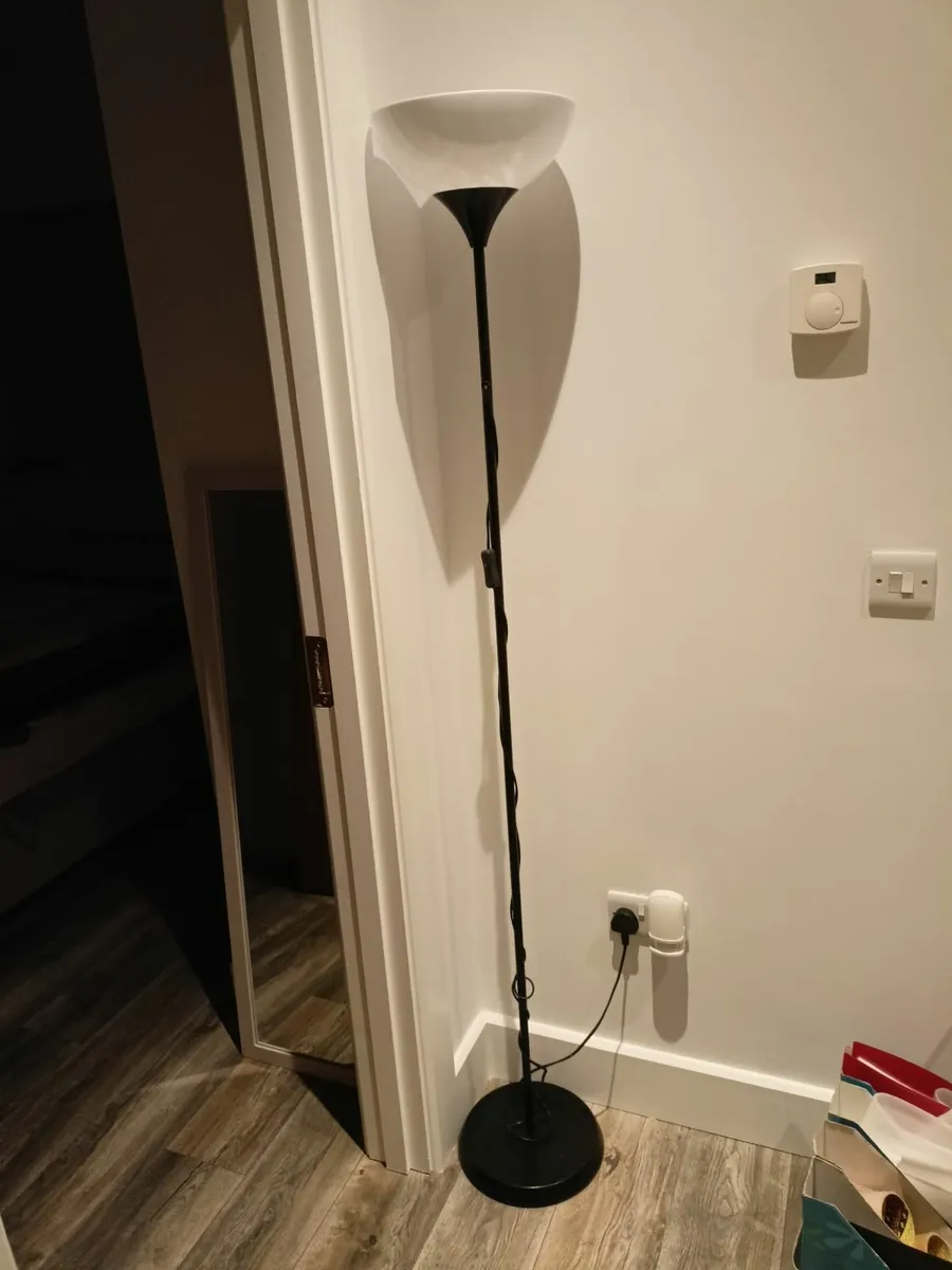 Floor lamp - Image 1
