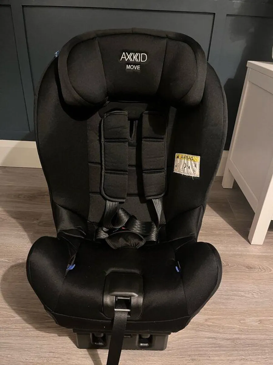 Axkid Move - Image 1