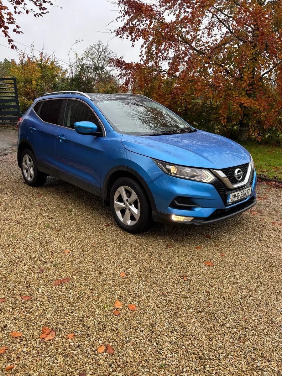 2019 Nissan Qashqai 4wd/ 4x4 Commercial - Image 1