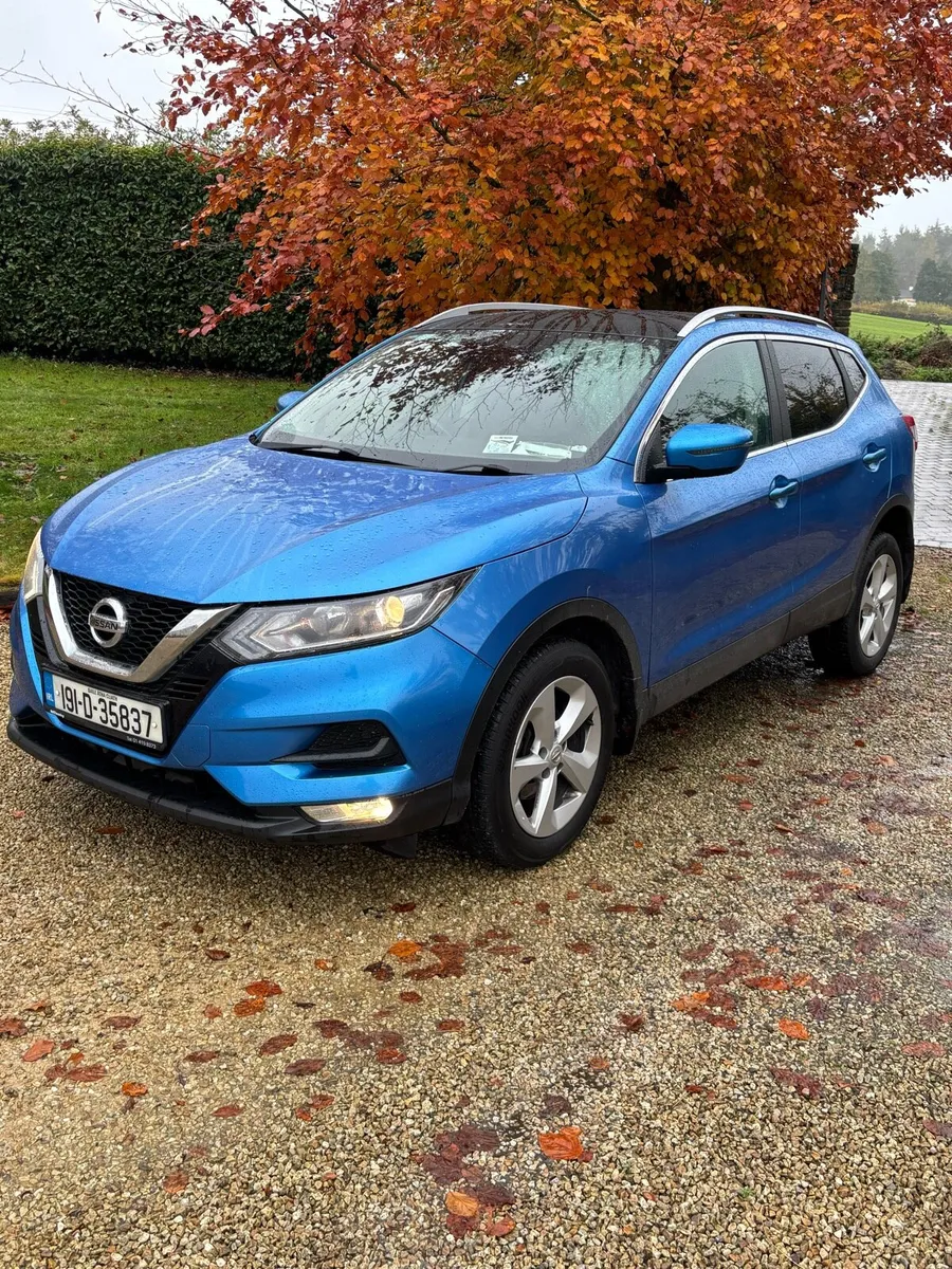 2019 Nissan Qashqai 4wd/ 4x4 Commercial - Image 2