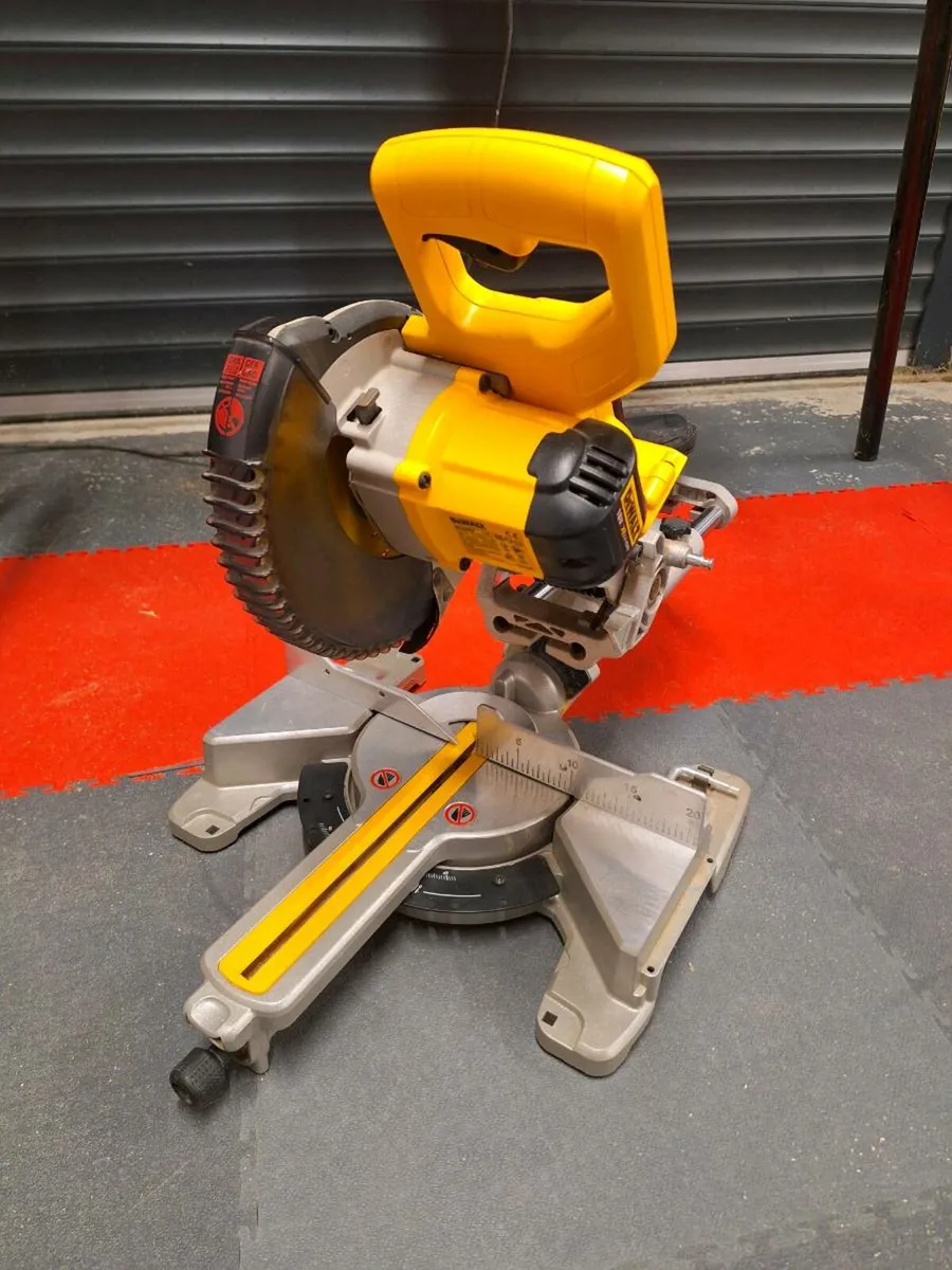 Dewalt Mitre Saw - Image 2