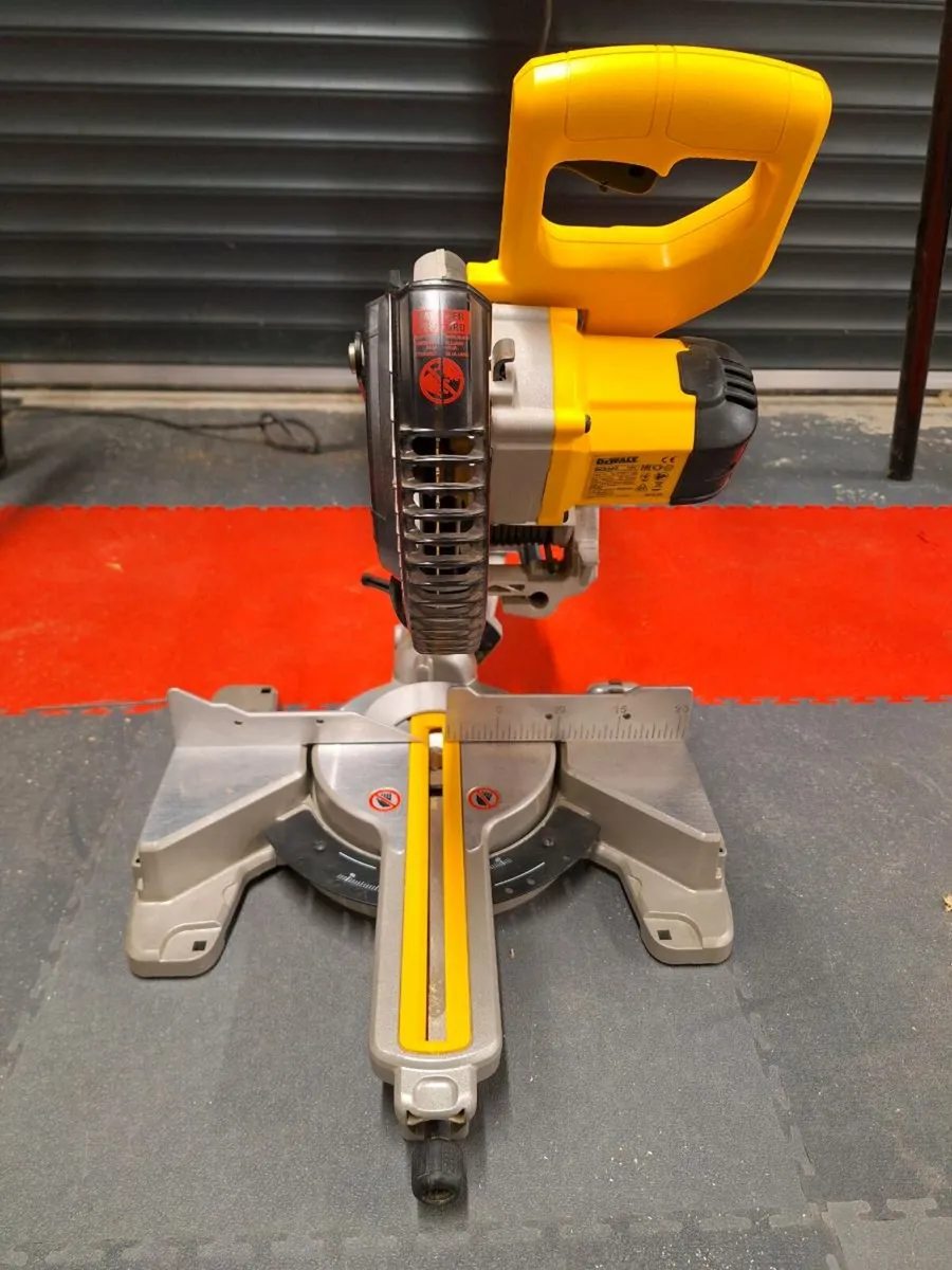 Dewalt Mitre Saw - Image 3