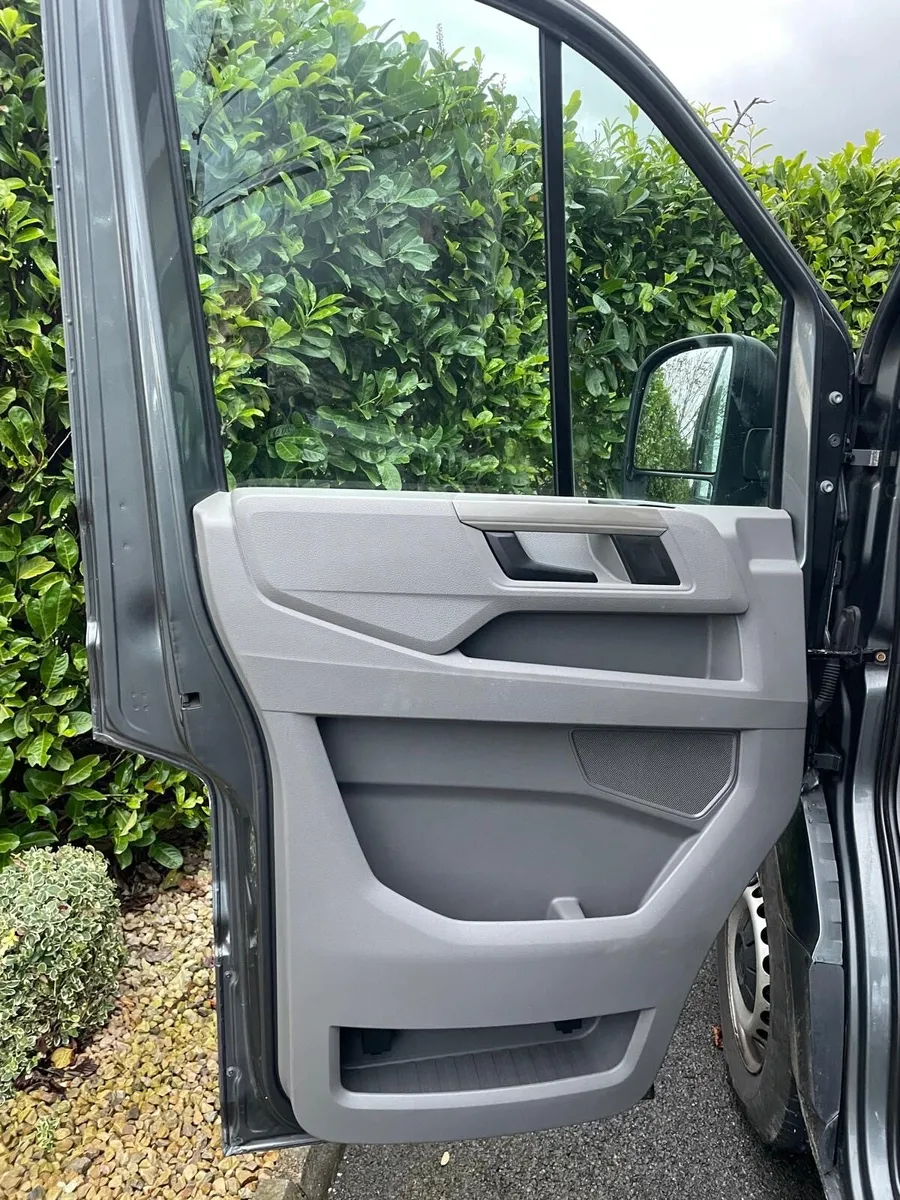Vw crafter van - Image 3