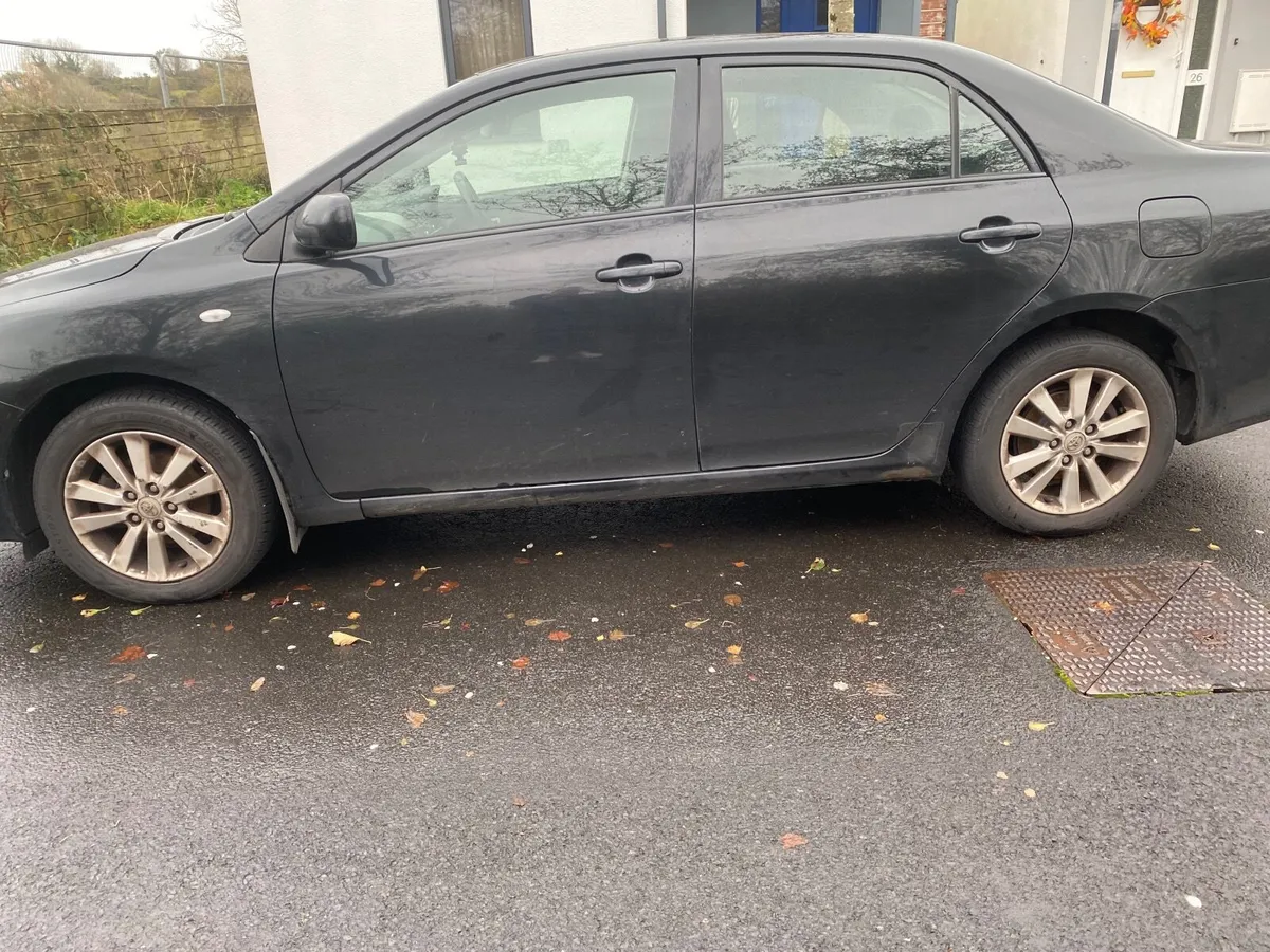 Toyota Corolla 2007 - Image 2