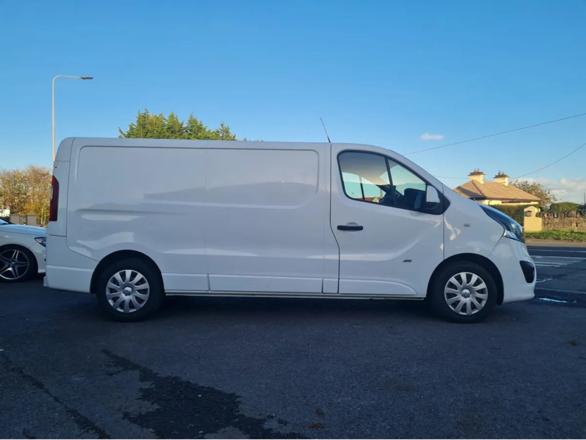 Vauxhall Vivaro 2900 CDTI 5DR - Image 4
