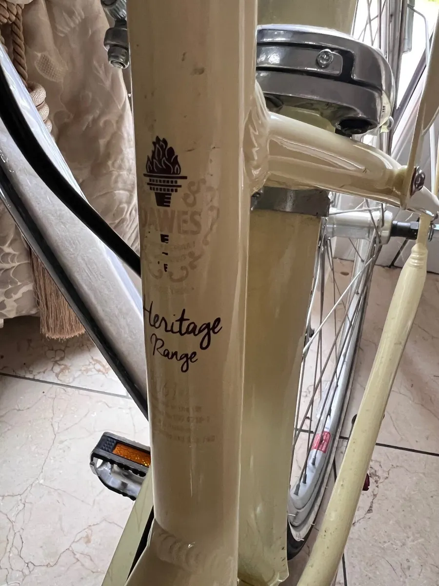 Bicycle Ladies - Image 2