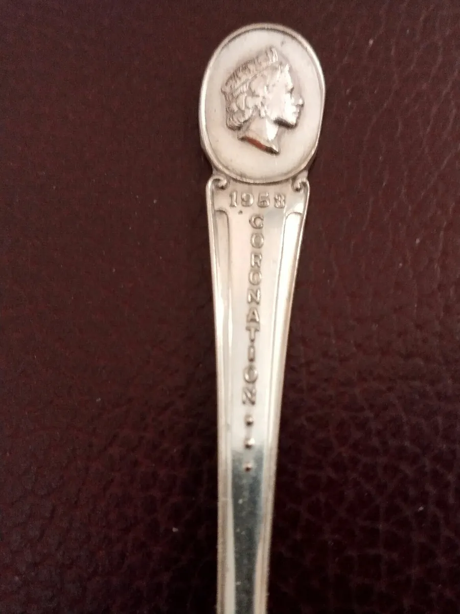 1953 Coronation tea spoon - Image 2